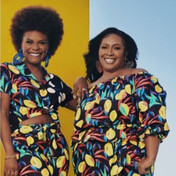 Tabitha Brown for Target NWT 1X Bardot Off the Shoulder Top Lemon Print - Picture 11 of 11